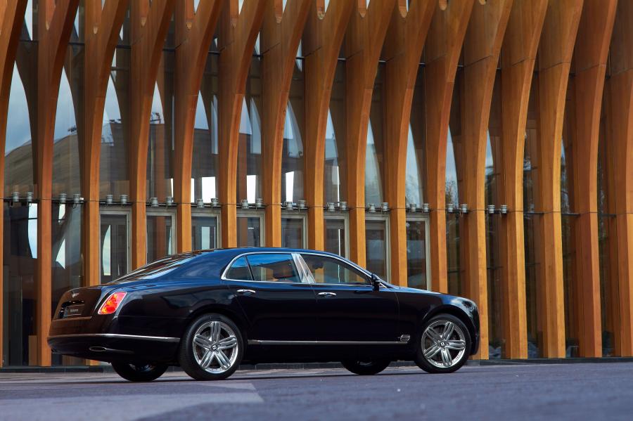  Bentley Mulsanne 2010 года  (фото 201 из 262)